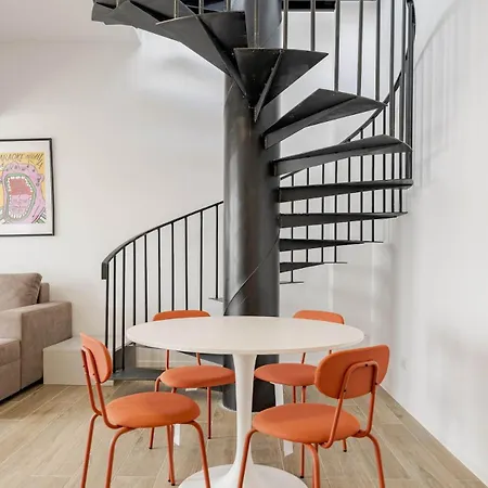 Downtown Skyline Penthouse W Parkview&jacuzzi Daire